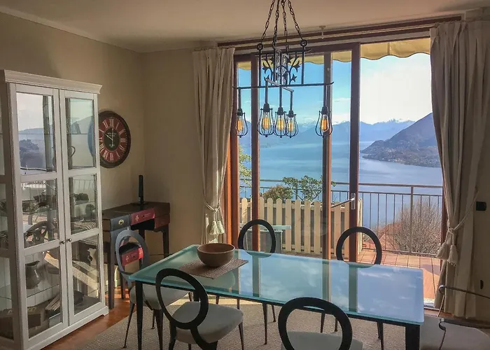 Lägenhet Penthouse San Rocco *