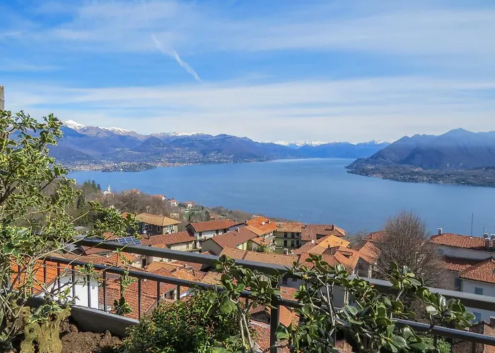 Lägenhet Penthouse San Rocco Stresa