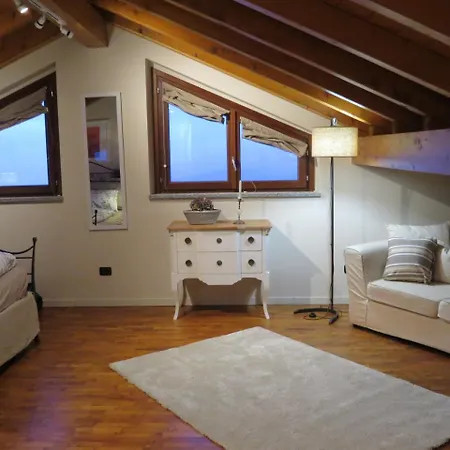 Penthouse San Rocco Apartment Stresa